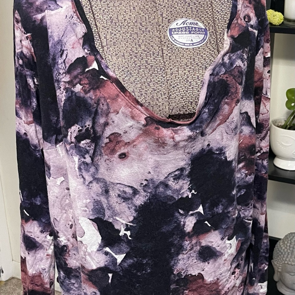 Simply Vera Vera Wang Women's Artistic Long Sleeve Top - Black and Purple